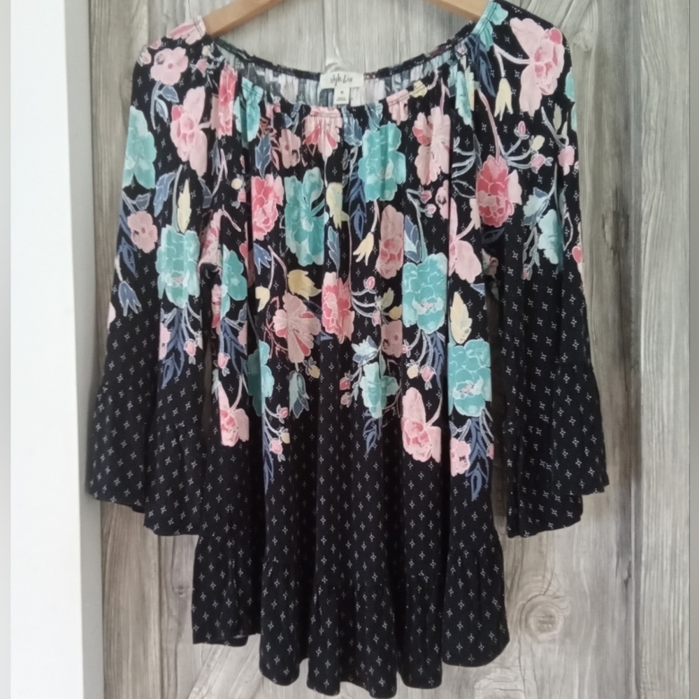 Style & Co Navy Floral Top XL